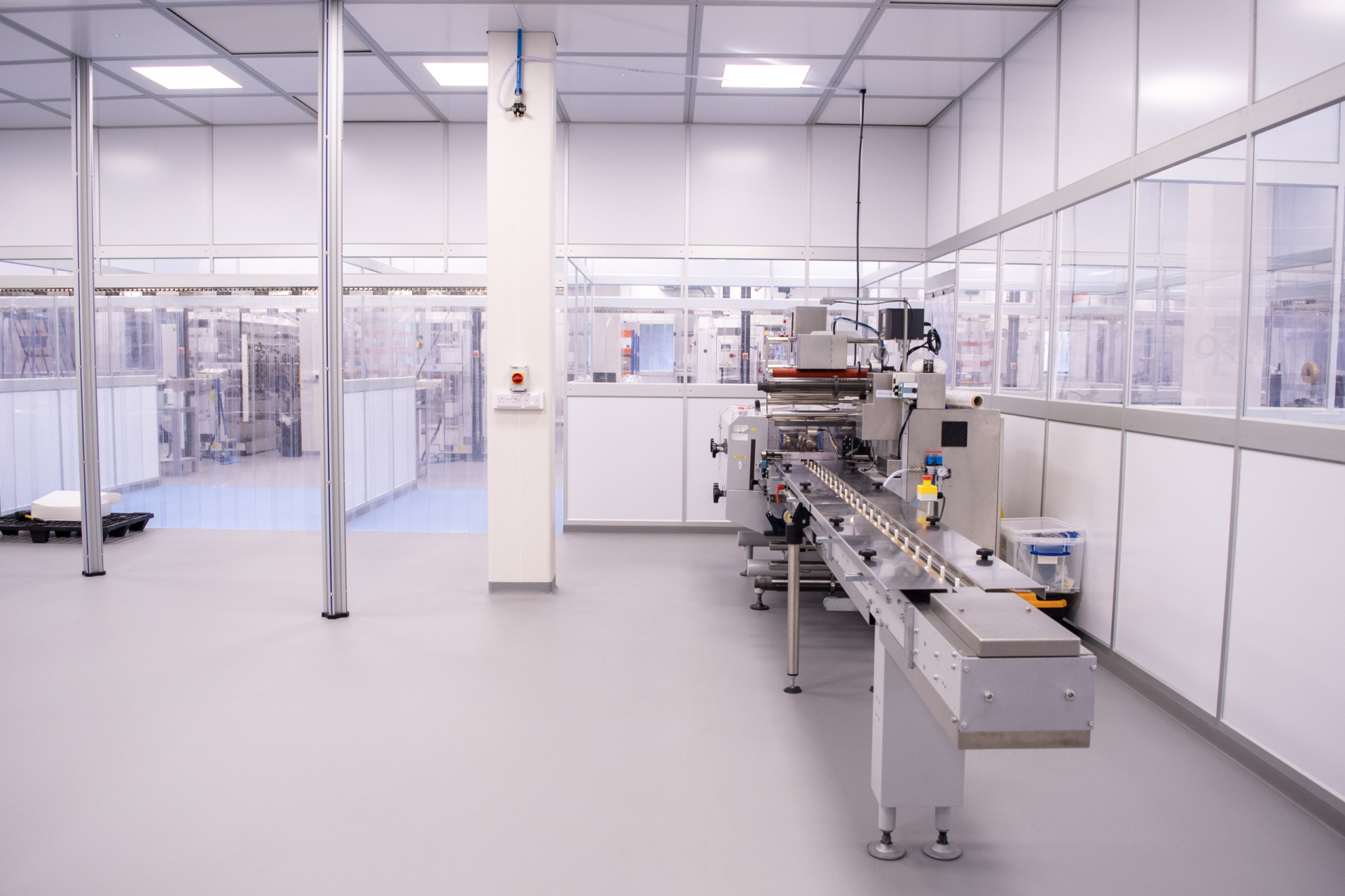 ISO Class 7 Cleanroom Manufacturing