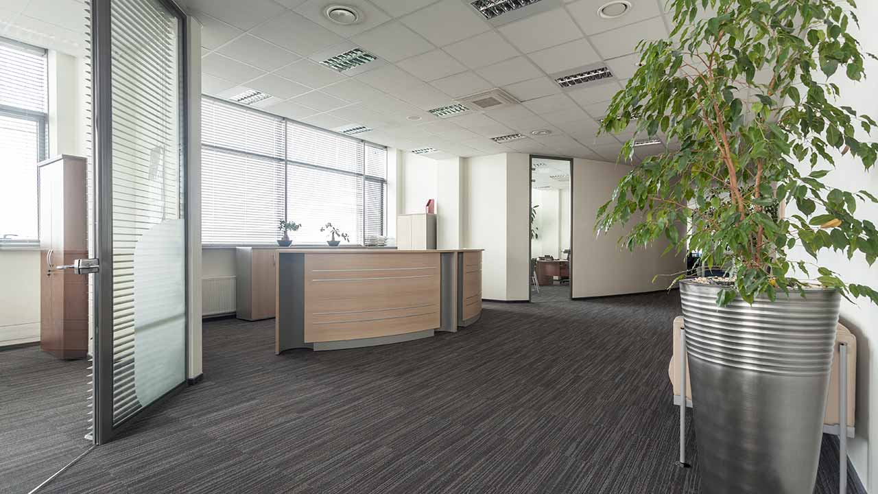 Assembly tape for building interiors